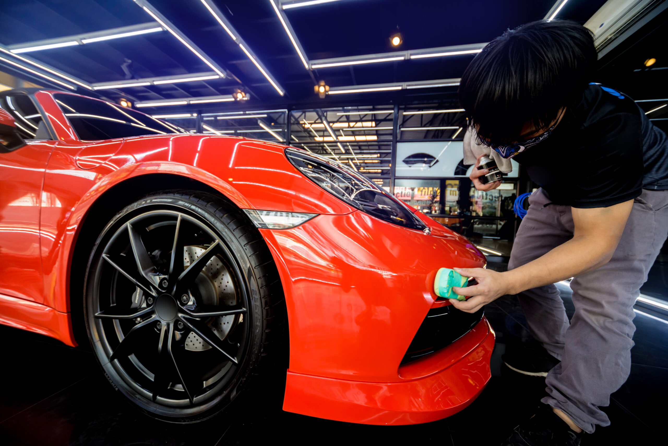 Phủ lớp nano ceramic bảo vệ sơn xe ô tô tại Chí Cường Auto Gia Lai